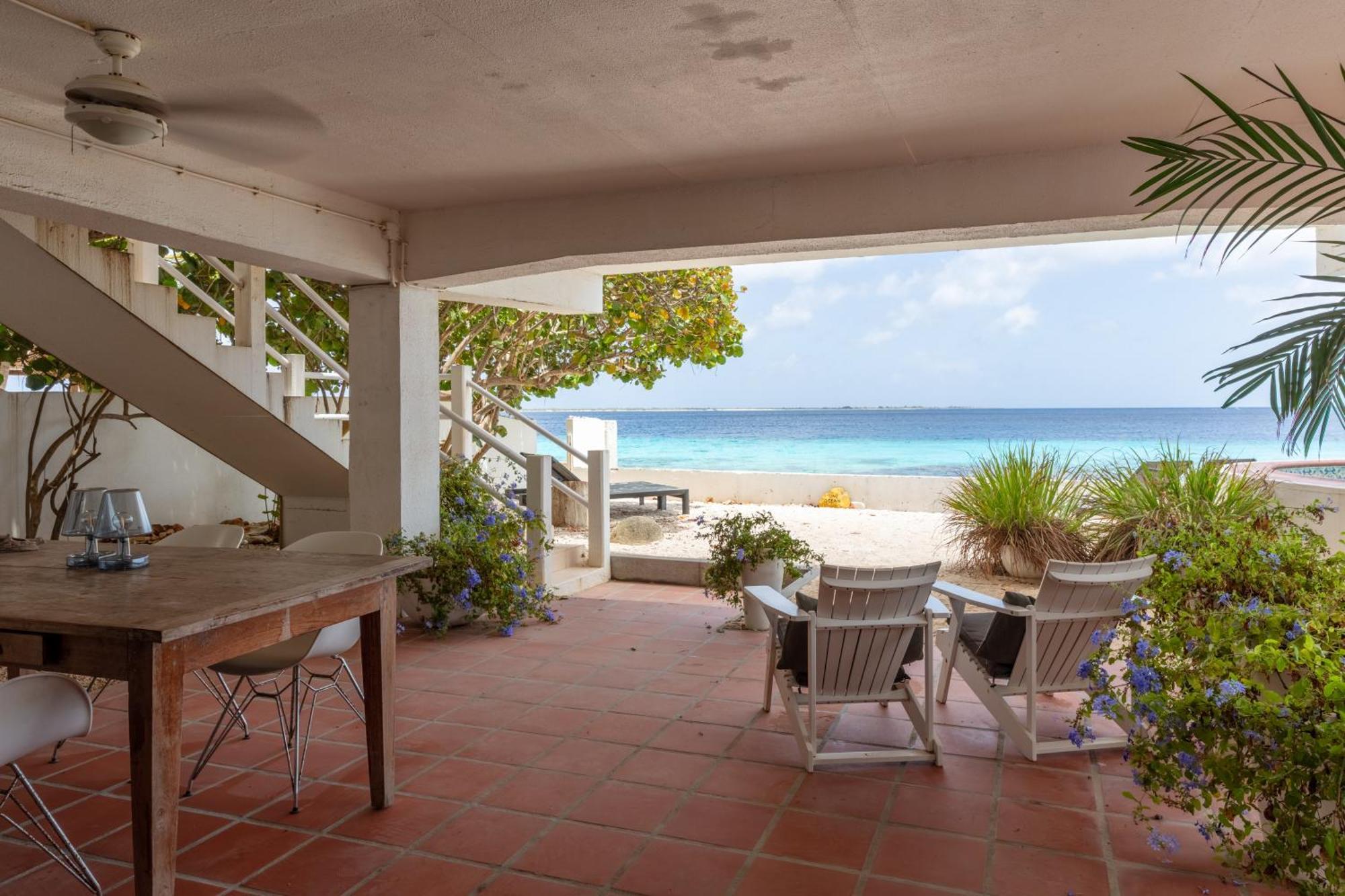 One Ocean Boutique Apartments & Suites Bonaire Кралендижк Стая снимка