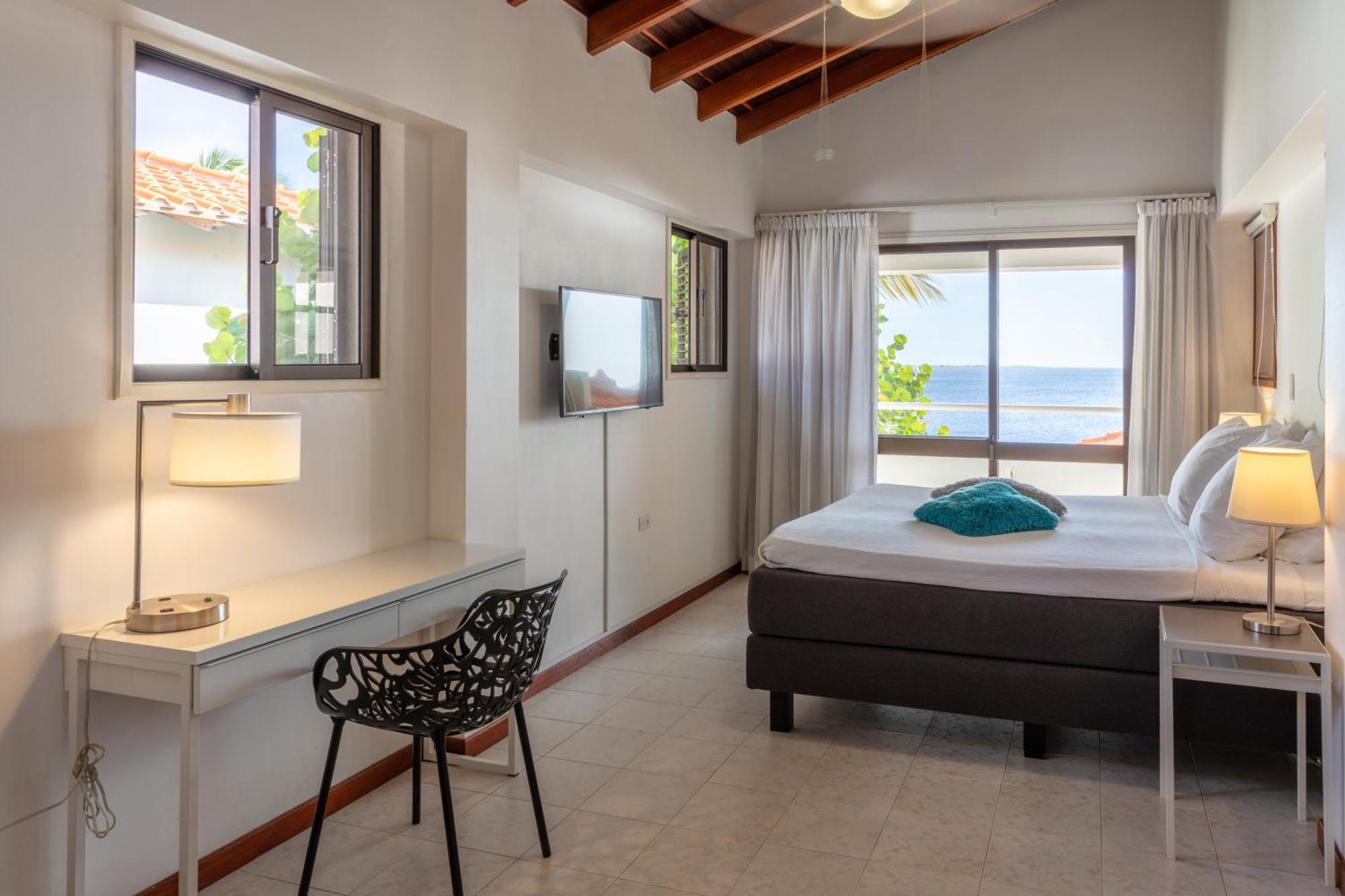 One Ocean Boutique Apartments & Suites Bonaire Кралендижк Стая снимка