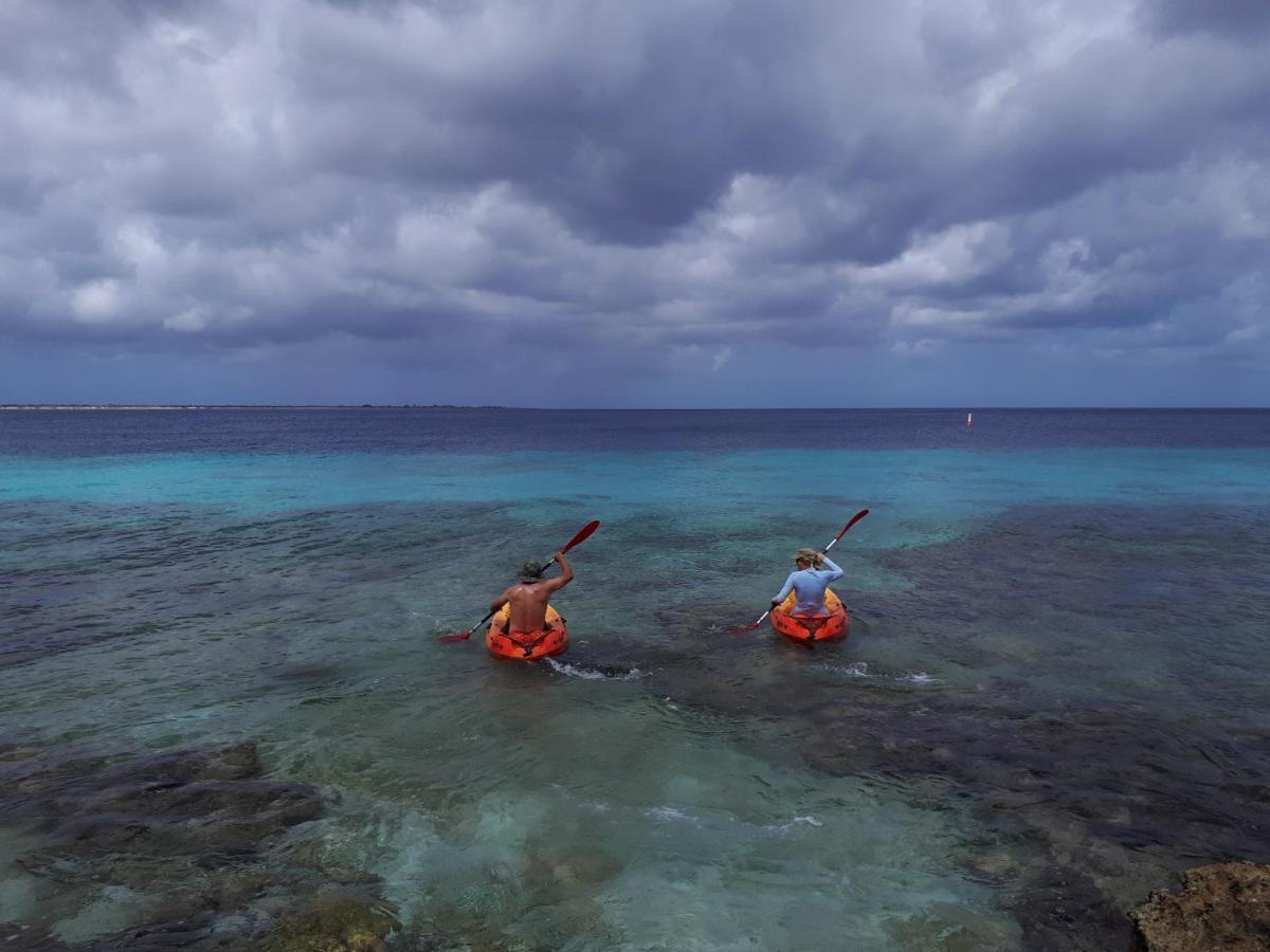 One Ocean Boutique Apartments & Suites Bonaire Кралендижк Екстериор снимка